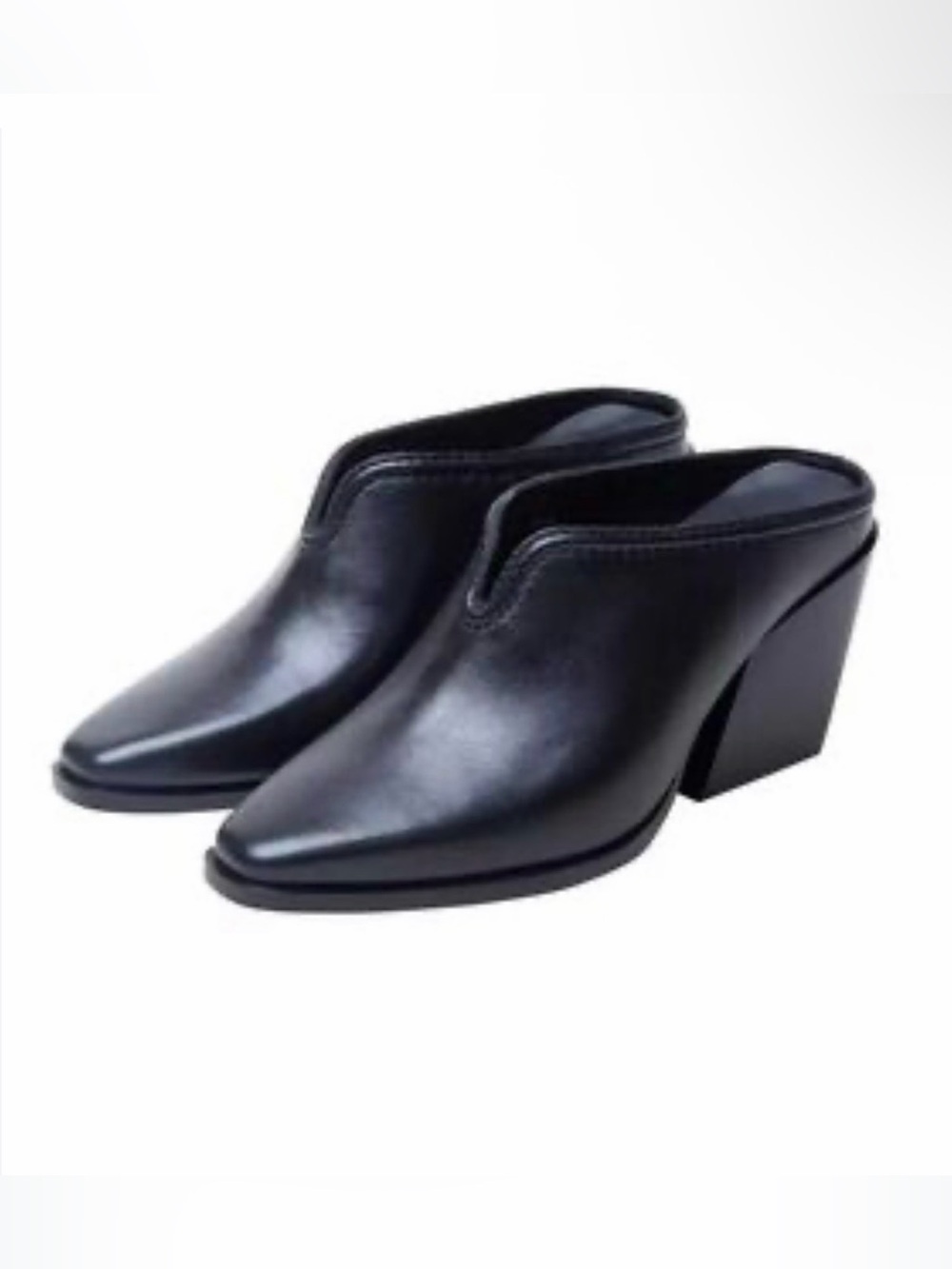 Linea Paola black Leather Slip on
Mules Size 7.5M